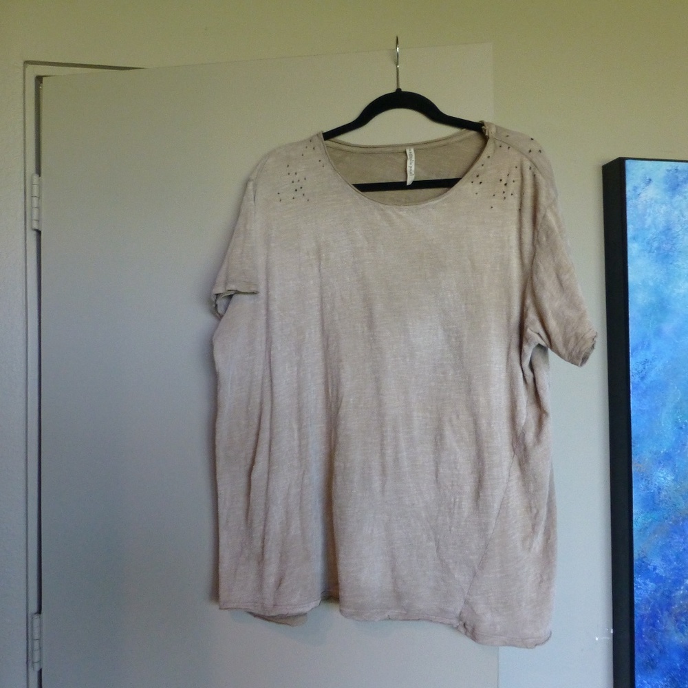 Magnolia Pearl Top